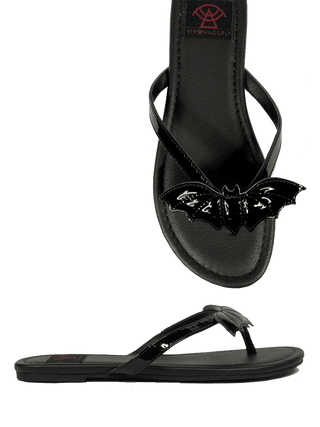 BETTY BAT - BLACK PATENT - Y R U