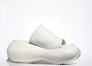 IIIM SLiide -  Ivory - Y R U