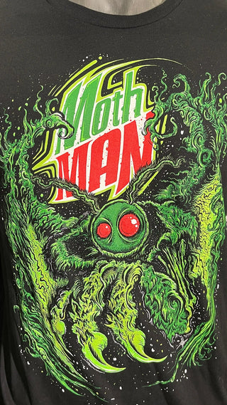 MOUNTAIN MOTHMAN TEE - Y R U