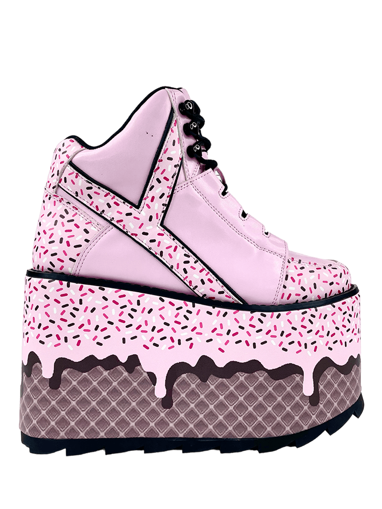 Qozmo 4 Wedge Platform with Rose and Spike by Yru